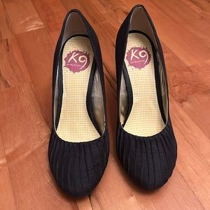 K9; RocketDog Heels, covered with crape-like material